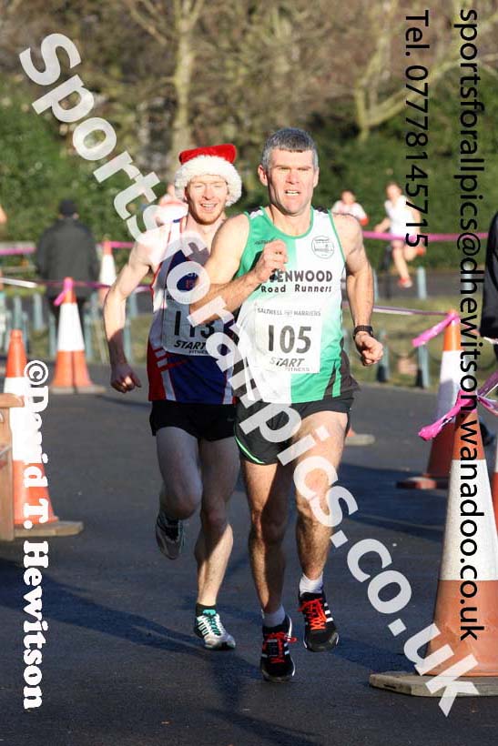 Saltwell Harriers 10k Road Race, Gateshead. Photo: David T. Hewitson/Sports for All Pics